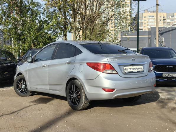 Hyundai Solaris I с пробегом 2012 года, цена 479 000 рублей, 232100 км, седан, Автокод Объявления