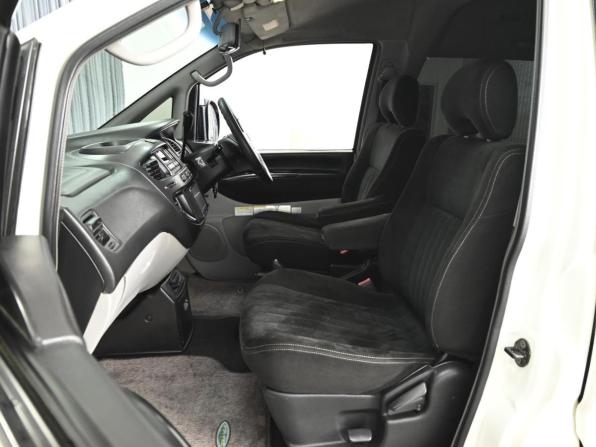 Mitsubishi Delica IV с пробегом 2006 года, цена 2 230 000 рублей, 223144 км, минивэн, Автокод Объявления