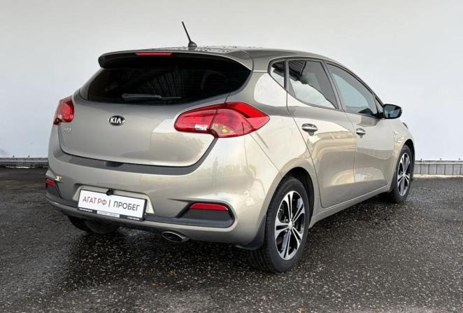 Kia Ceed II с пробегом 2015 года, цена 925 000 рублей, 142236 км, хэтчбек, Автокод Объявления
