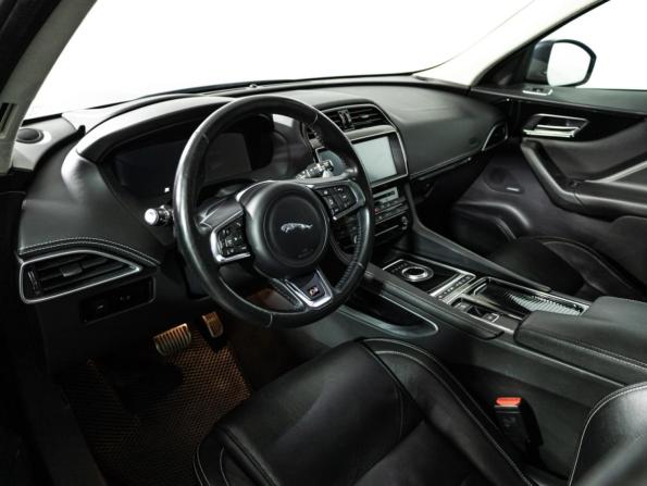 Jaguar F-Pace I с пробегом 2016 года, цена 2 749 700 рублей, 135178 км, внедорожник, Автокод Объявления