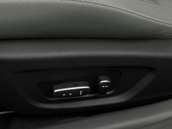 Changan Lamore с пробегом 2024 года, цена 2 140 000 рублей, 17966 км, седан, Автокод Объявления