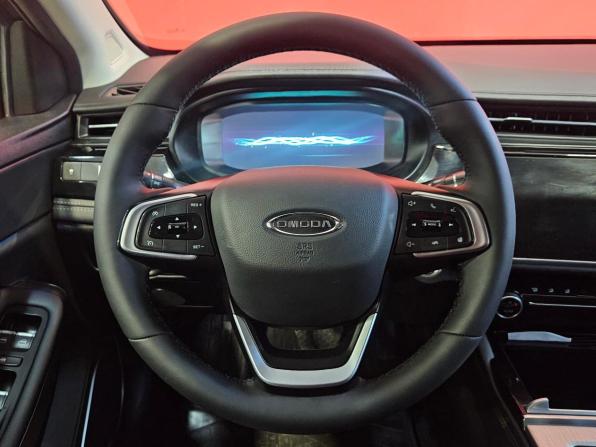 Omoda S5 с пробегом 2023 года, цена 1 410 000 рублей, 74047 км, седан, Автокод Объявления