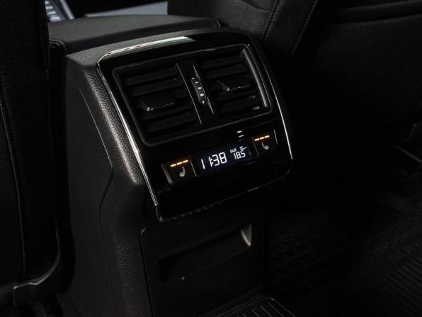Skoda Superb III Рестайлинг с пробегом 2021 года, цена 2 999 000 рублей, 61850 км, лифтбек, Автокод Объявления