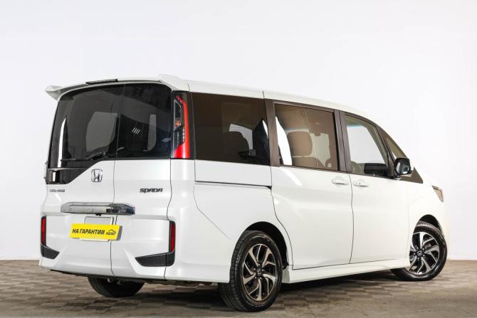 Honda Stepwgn V Рестайлинг с пробегом 2020 года, цена 2 449 000 рублей, 92000 км, минивэн, Автокод Объявления