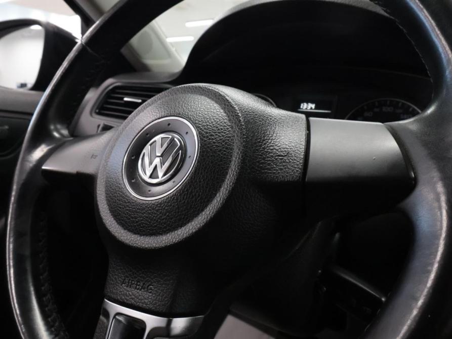 Volkswagen Jetta VI Калуга  - изображение 23