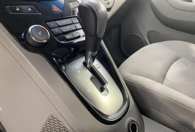 Chevrolet Orlando I с пробегом 2012 года, цена 970 000 рублей, 281906 км, компактвэн, Автокод Объявления