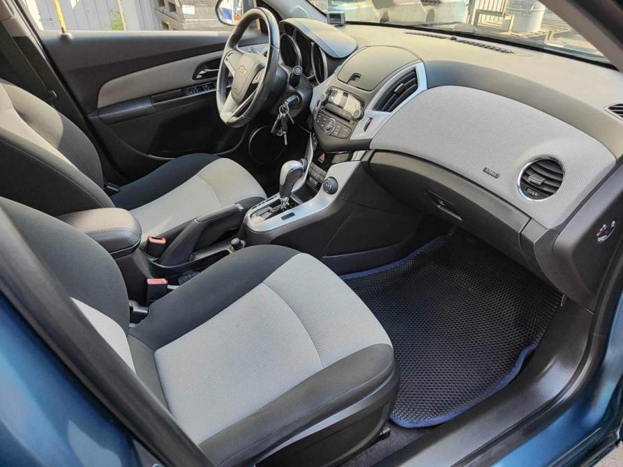 Chevrolet Cruze I Рестайлинг Санкт-Петербург  - изображение 9