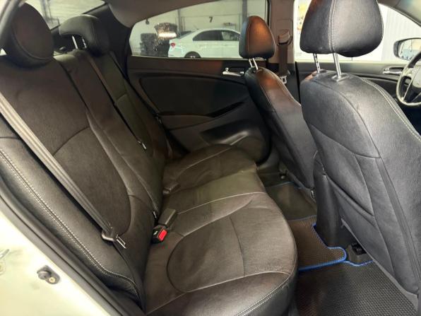 Hyundai Solaris I с пробегом 2013 года, цена 877 000 рублей, 228865 км, седан, Автокод Объявления
