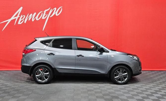 Hyundai ix35 I Рестайлинг с пробегом 2015 года, цена 1 329 000 рублей, 125484 км, внедорожник, Автокод Объявления