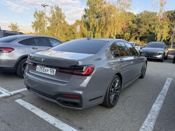 BMW 7 серии VI (G11/G12) Рестайлинг с пробегом 2019 года, цена 5 600 000 рублей, 98399 км, седан, Автокод Объявления