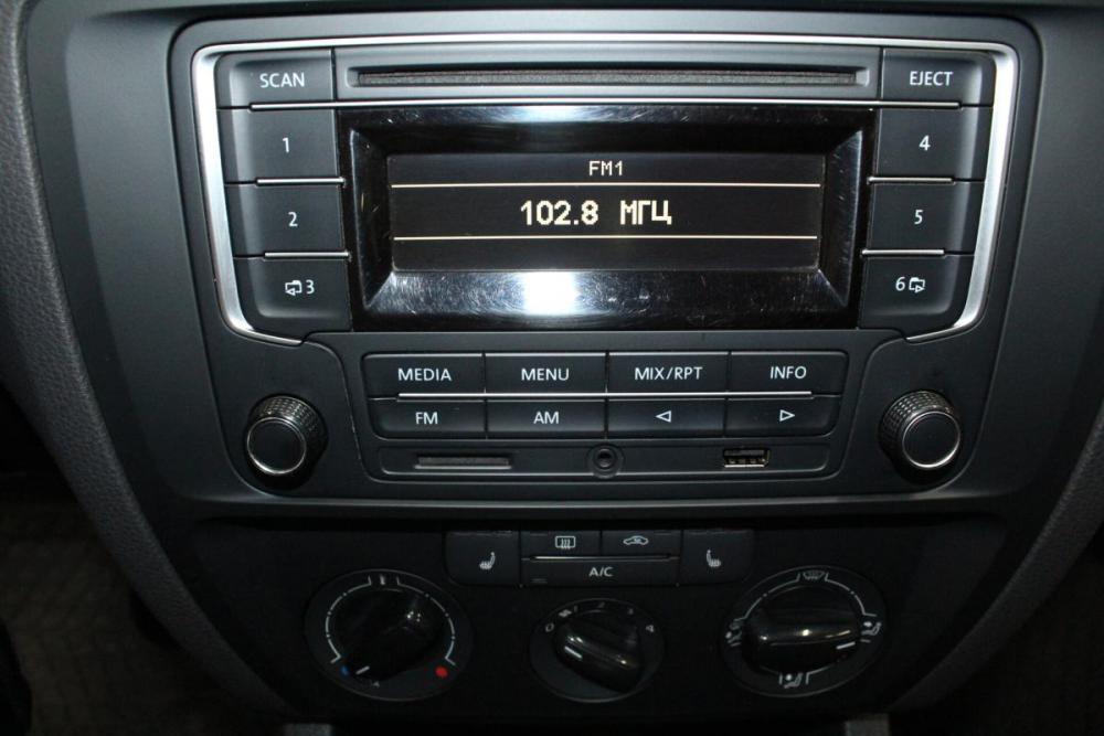 Volkswagen Jetta VI Рестайлинг Кемерово  - изображение 16