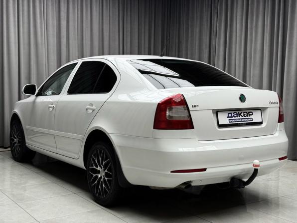 Skoda Octavia II (A5) Рестайлинг с пробегом 2012 года, цена 819 000 рублей, 209245 км, лифтбек, Автокод Объявления