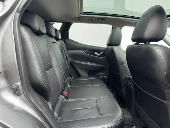 Nissan Qashqai II с пробегом 2015 года, цена 1 365 000 рублей, 290341 км, внедорожник, Автокод Объявления