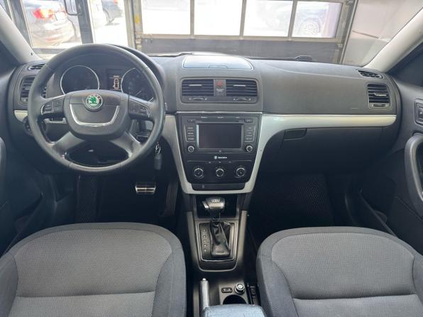 Skoda Yeti I с пробегом 2011 года, цена 599 000 рублей, 256345 км, внедорожник, Автокод Объявления