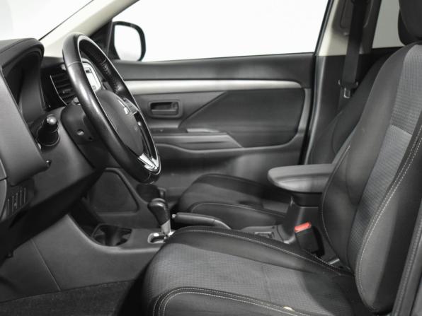 Mitsubishi Outlander III Рестайлинг 2 с пробегом 2016 года, цена 1 350 000 рублей, 248753 км, внедорожник, Автокод Объявления