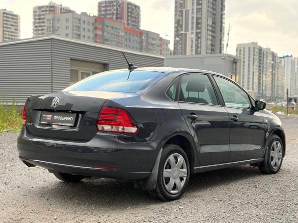Volkswagen Polo V Рестайлинг с пробегом 2017 года, цена 795 000 рублей, 263000 км, седан, Автокод Объявления
