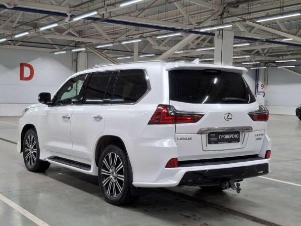 Lexus LX III Рестайлинг 2 с пробегом 2018 года, цена 7 000 000 рублей, 138608 км, внедорожник, Автокод Объявления