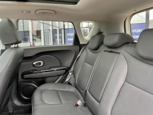 Kia Soul II Рестайлинг с пробегом 2017 года, цена 1 700 000 рублей, 44376 км, хэтчбек, Автокод Объявления