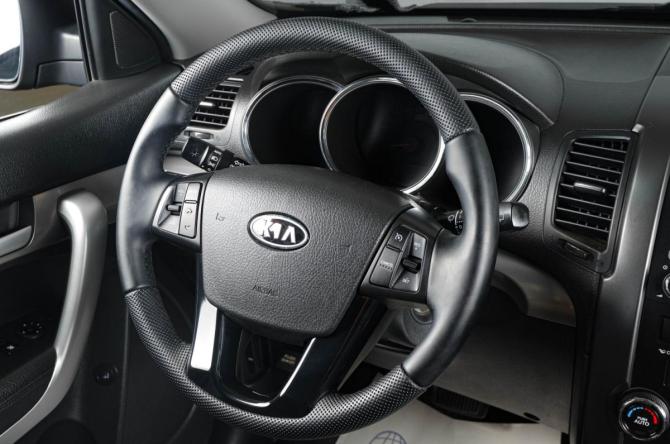 Kia Sorento II с пробегом 2010 года, цена 1 479 000 рублей, 326386 км, внедорожник, Автокод Объявления