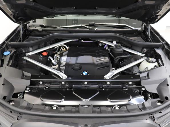 BMW X7 I (G07) Рестайлинг с пробегом 2025 года, цена 15 990 000 рублей, 5834 км, внедорожник, Автокод Объявления