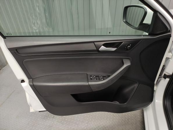 Volkswagen Polo VI с пробегом 2020 года, цена 1 290 000 рублей, 80880 км, лифтбек, Автокод Объявления