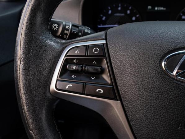Hyundai Solaris II Рестайлинг с пробегом 2020 года, цена 1 620 000 рублей, 94025 км, седан, Автокод Объявления