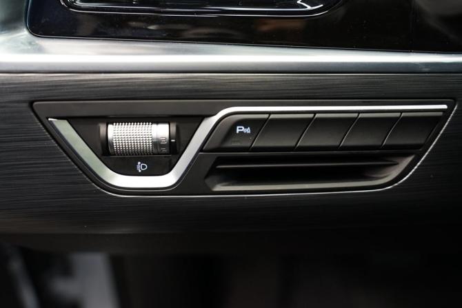 Geely Tugella I Рестайлинг с пробегом 2023 года, цена 3 335 000 рублей, 30000 км, внедорожник, Автокод Объявления