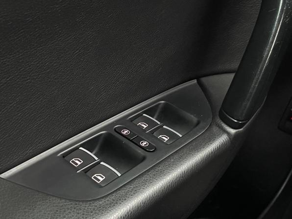 Volkswagen Touareg II с пробегом 2013 года, цена 2 100 000 рублей, 302516 км, внедорожник, Автокод Объявления