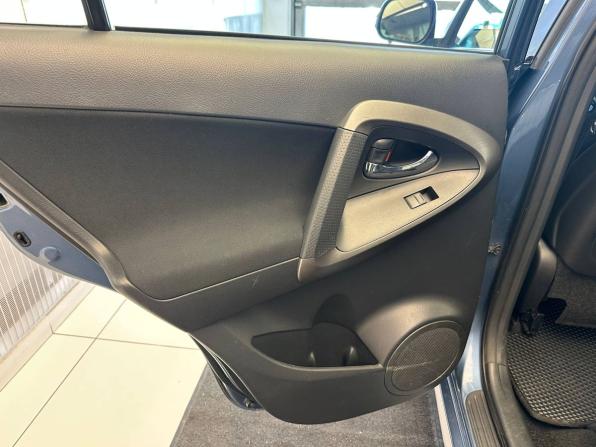 Toyota RAV4 III (XA30) Рестайлинг с пробегом 2010 года, цена 1 325 000 рублей, 263537 км, внедорожник, Автокод Объявления