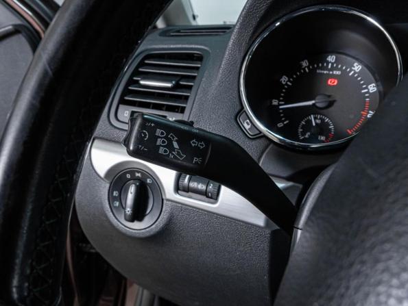 Skoda Yeti I Рестайлинг с пробегом 2014 года, цена 1 029 000 рублей, 108951 км, внедорожник, Автокод Объявления