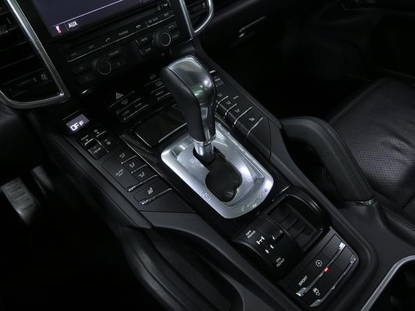 Porsche Cayenne II Рестайлинг (958) с пробегом 2014 года, цена 2 550 000 рублей, 177731 км, внедорожник, Автокод Объявления