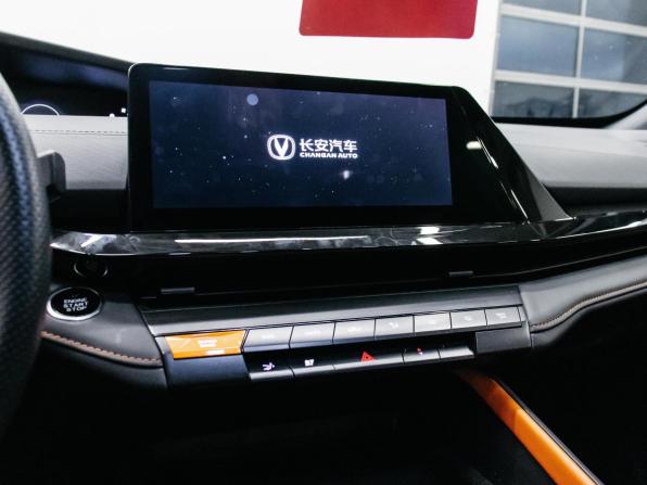 Changan UNI-V I с пробегом 2021 года, цена 2 072 000 рублей, 56455 км, лифтбек, Автокод Объявления