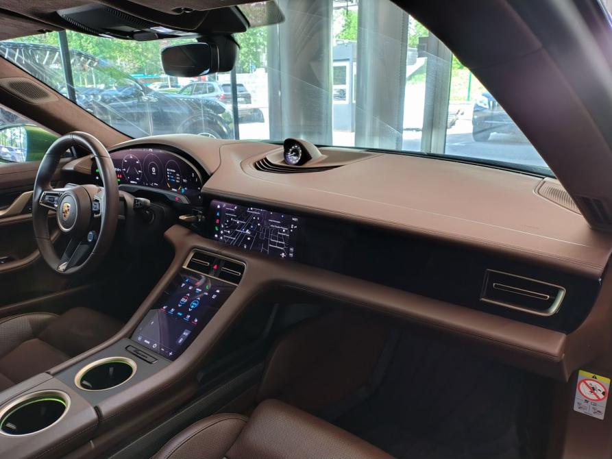 Porsche Taycan I Москва  - изображение 29