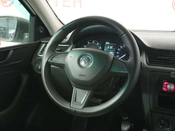 Skoda Rapid I с пробегом 2015 года, цена 885 000 рублей, 173056 км, лифтбек, Автокод Объявления