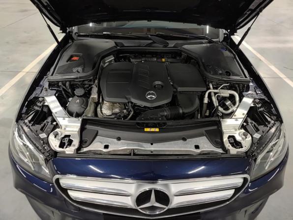 Mercedes-Benz E-Класс V (W213 S213 C238) с пробегом 2018 года, цена 3 165 000 рублей, 97216 км, седан, Автокод Объявления