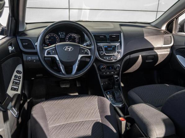 Hyundai Solaris I Рестайлинг с пробегом 2016 года, цена 1 200 000 рублей, 110869 км, седан, Автокод Объявления