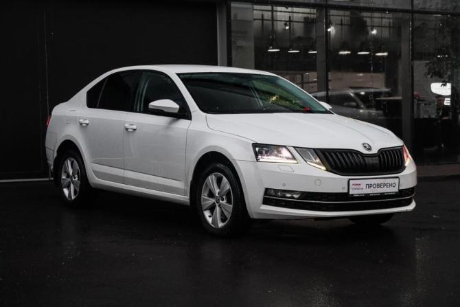 Skoda Octavia III (A7) Рестайлинг с пробегом 2017 года, цена 1 750 000 рублей, 158584 км, лифтбек, Автокод Объявления