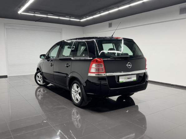 Opel Zafira B Рестайлинг с пробегом 2010 года, цена 945 000 рублей, 168841 км, компактвэн, Автокод Объявления