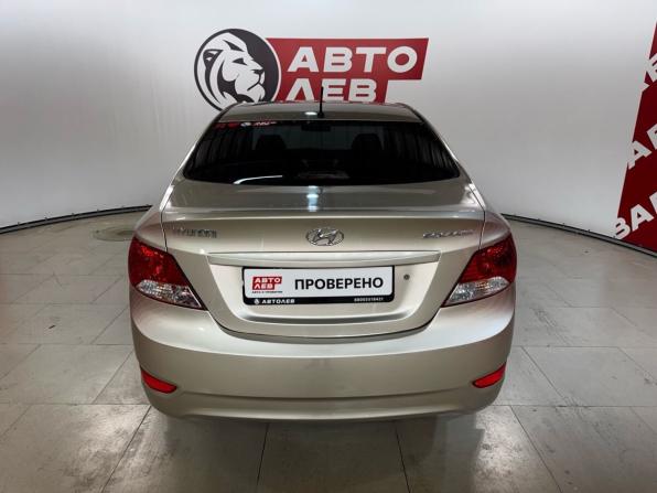 Hyundai Solaris I с пробегом 2014 года, цена 999 000 рублей, 136607 км, седан, Автокод Объявления