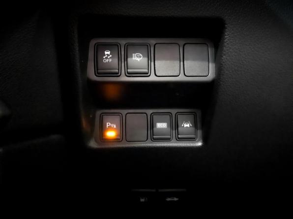 Nissan Qashqai II с пробегом 2017 года, цена 1 625 000 рублей, 108668 км, внедорожник, Автокод Объявления