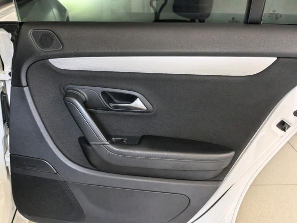 Volkswagen Passat CC I Рестайлинг с пробегом 2013 года, цена 999 000 рублей, 201890 км, седан, Автокод Объявления