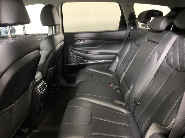 Hyundai Santa Fe IV Рестайлинг с пробегом 2021 года, цена 3 489 000 рублей, 56133 км, внедорожник, Автокод Объявления