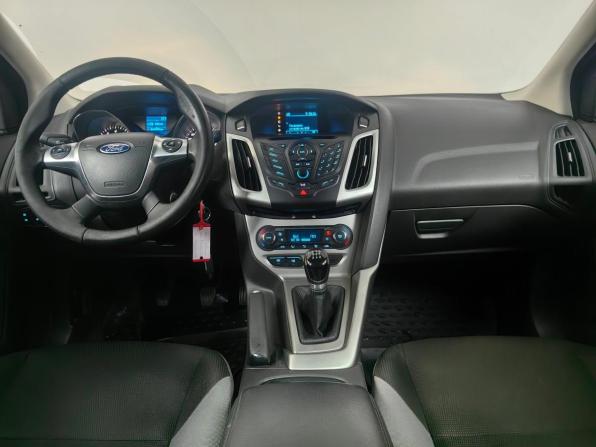 Ford Focus III с пробегом 2014 года, цена 870 000 рублей, 144991 км, седан, Автокод Объявления