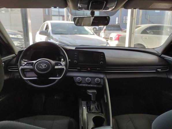 Hyundai Elantra VII (CN7) с пробегом 2021 года, цена 1 890 000 рублей, 82700 км, седан, Автокод Объявления