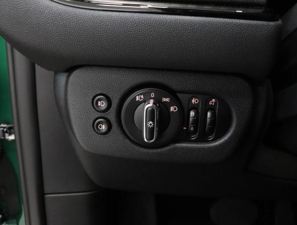 Mini Clubman II Рестайлинг с пробегом 2021 года, цена 3 190 000 рублей, 19718 км, универсал, Автокод Объявления