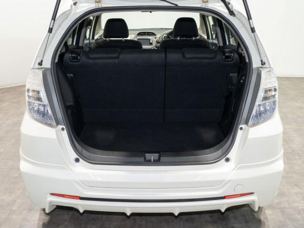 Honda Fit II с пробегом 2011 года, цена 899 000 рублей, 148892 км, хэтчбек, Автокод Объявления
