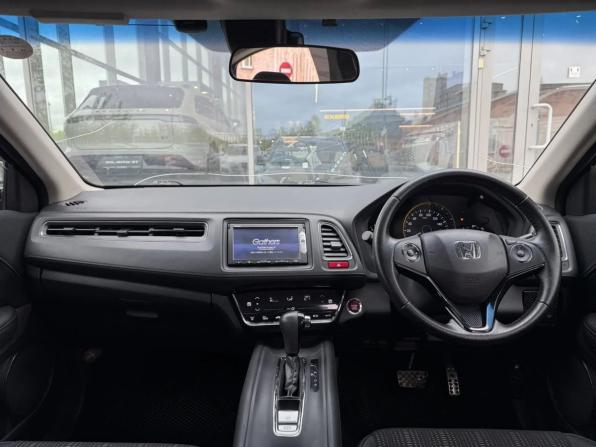 Honda Vezel I с пробегом 2015 года, цена 1 680 000 рублей, 85629 км, внедорожник, Автокод Объявления
