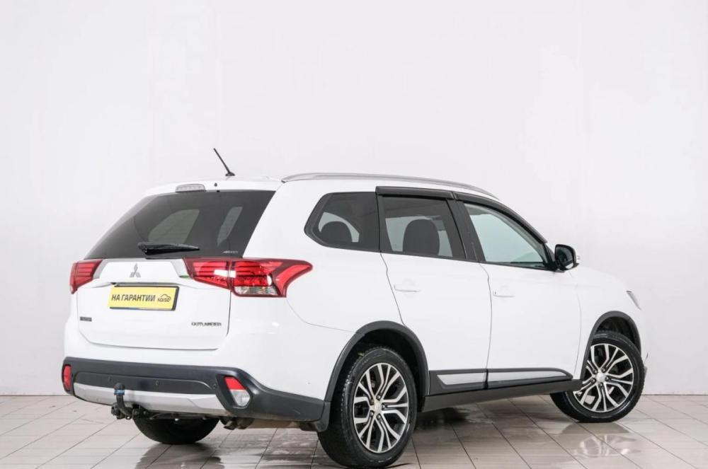 Mitsubishi Outlander III Рестайлинг 2 Красноярск  - изображение 7