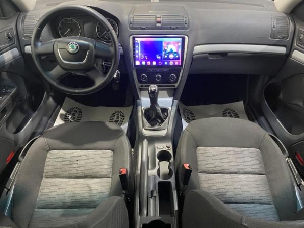 Skoda Octavia II (A5) Рестайлинг с пробегом 2012 года, цена 824 000 рублей, 183251 км, лифтбек, Автокод Объявления