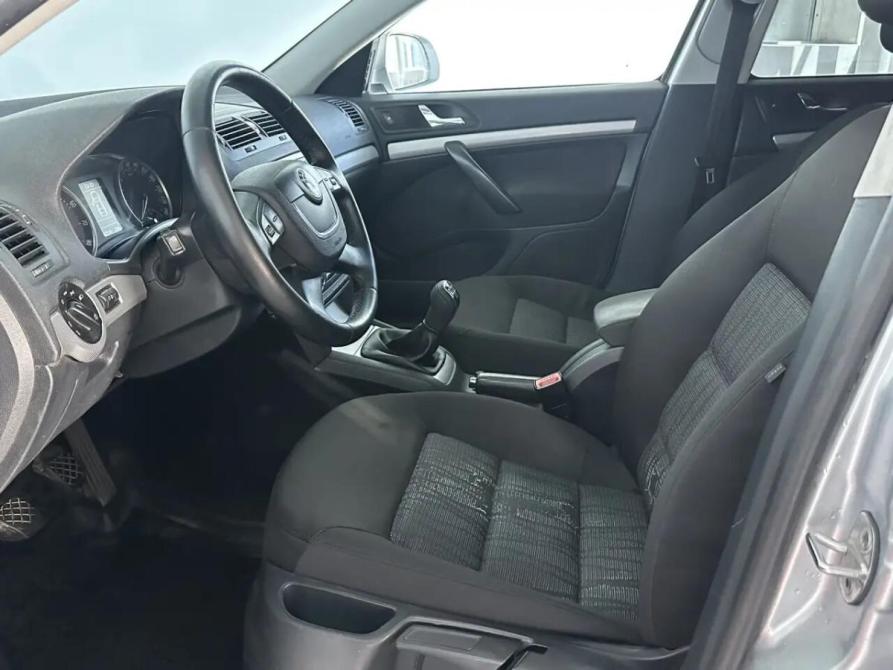 Skoda Octavia II (A5) Рестайлинг Челябинск  - изображение 7